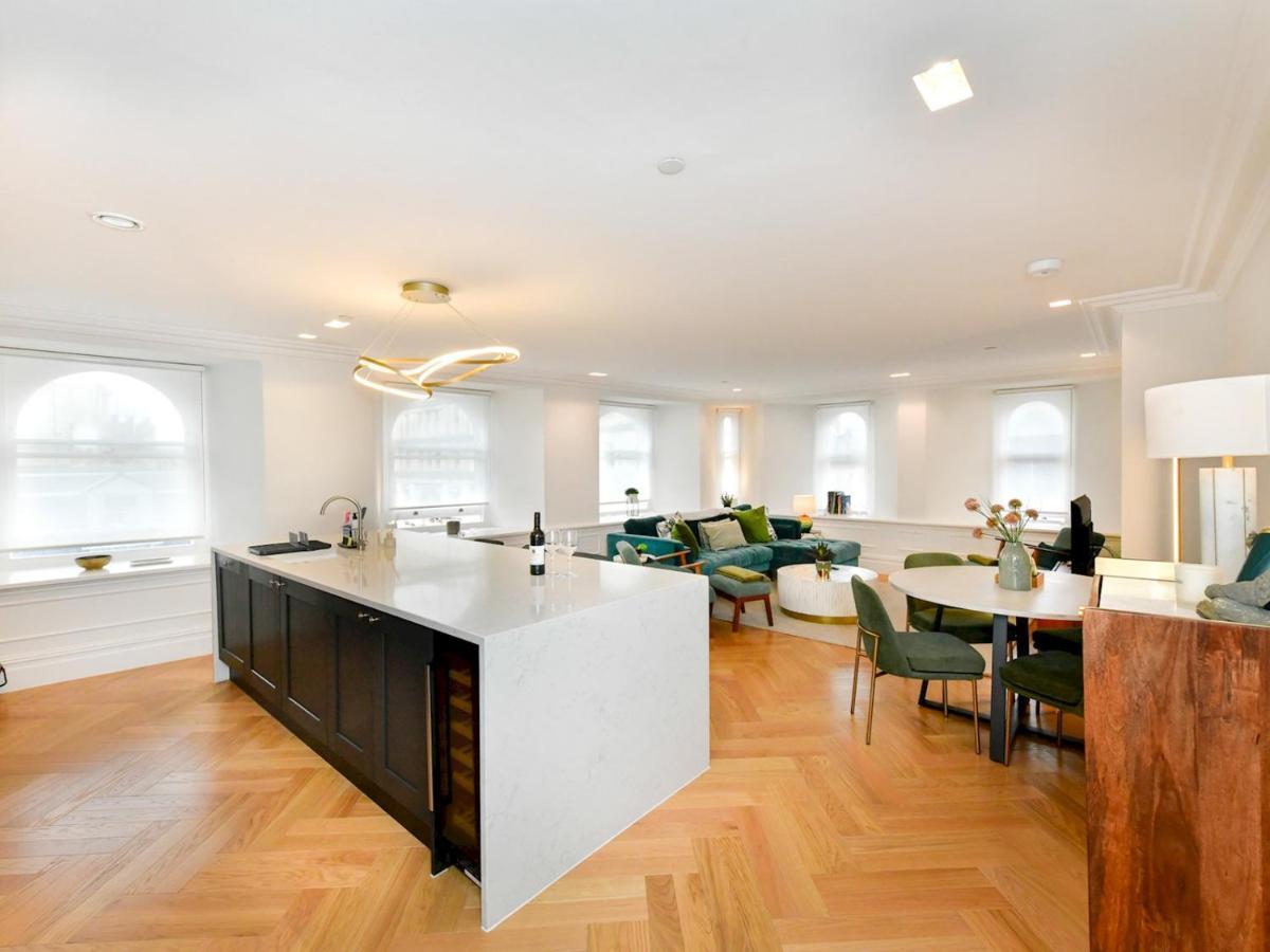 Pass The Keys Beautiful 2 Bed With Parking In The Bay Apartment
