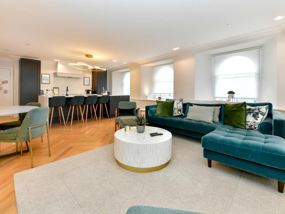 Pass The Keys Beautiful 2 Bed With Parking In The Bay Cardiff