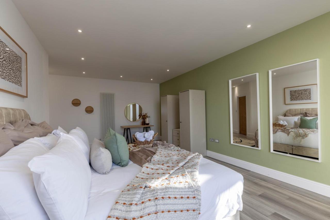 Luxury 1br Seafront Apartment *