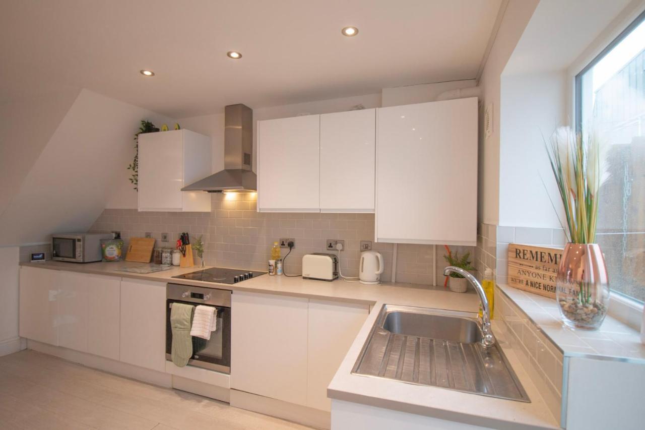 St Peters Townhouse By Promise Cardiff