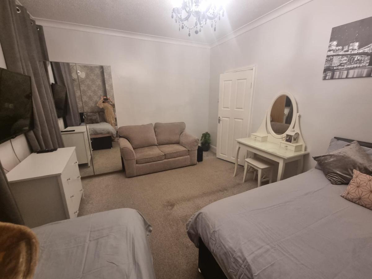 Private Luxury Double In Cardiff