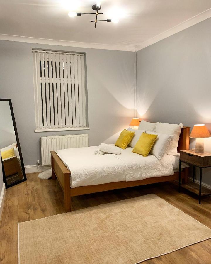 Guest house Cardiff Home Cardiff