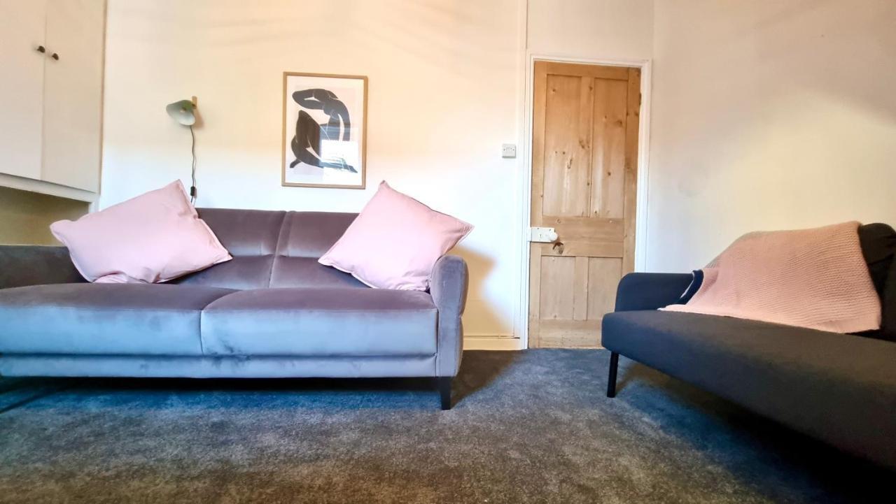No.71 By Switchback Apartment Cardiff