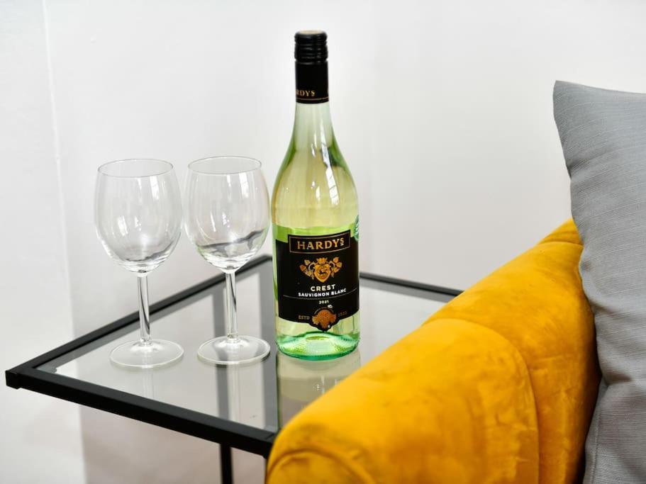 Westgate House Apartment Cardiff