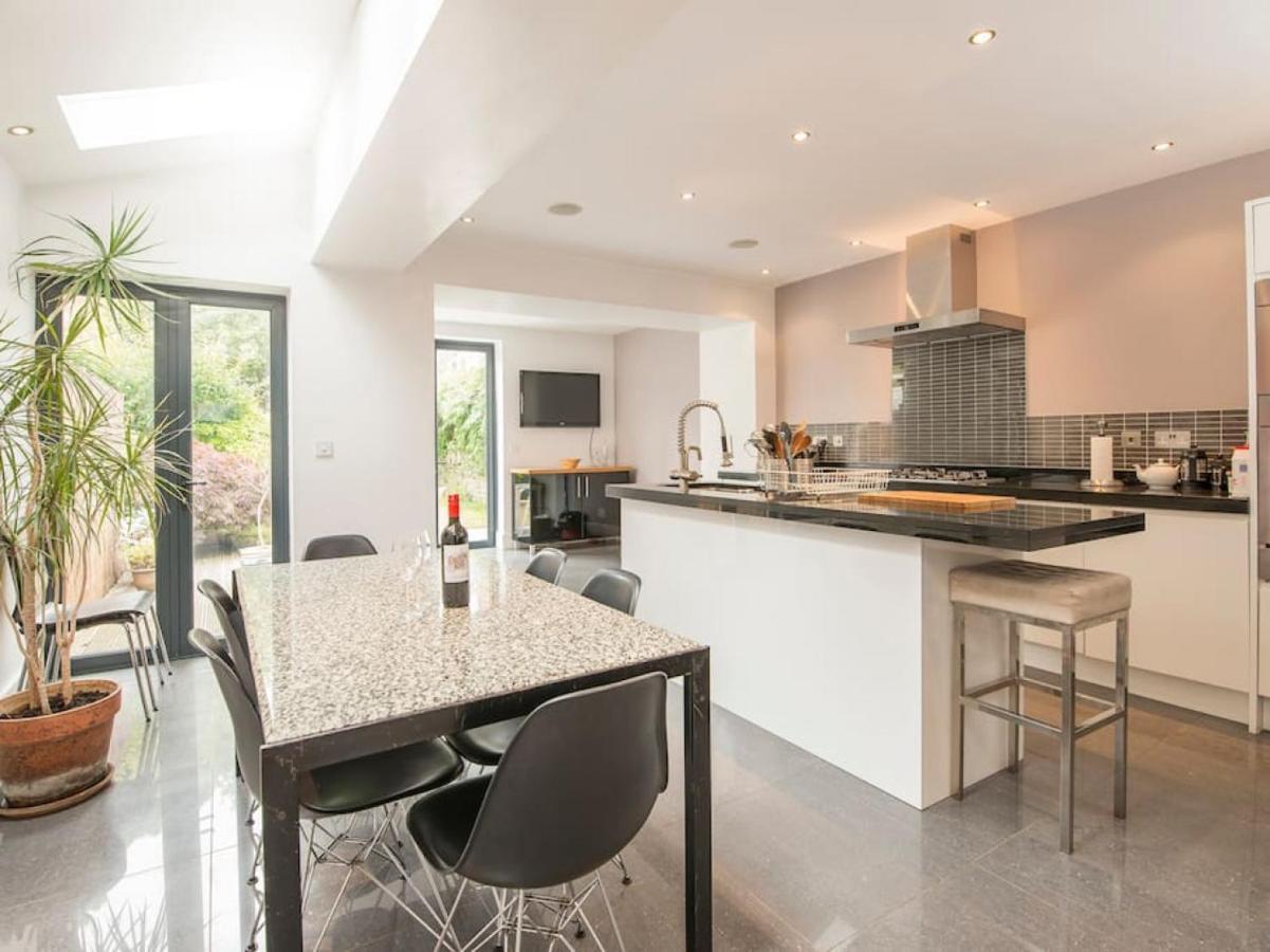 Spacious 4 Bedroom Character In Pontcanna Cardiff