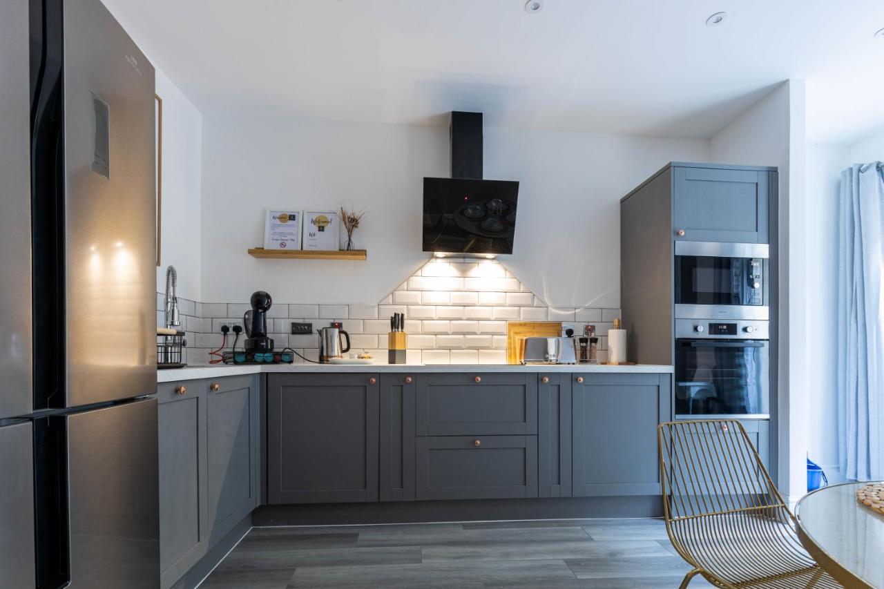Luxury 1br Seafront Cardiff