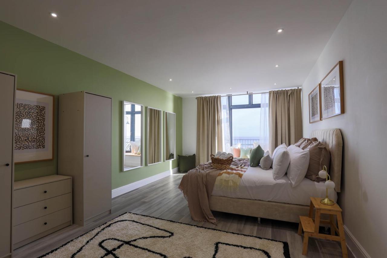 Apartment Luxury 1br Seafront *
