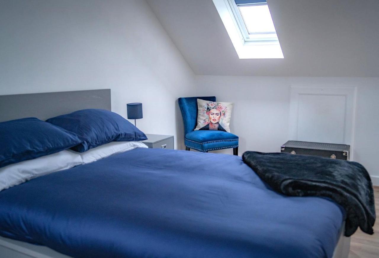 Holiday home The Red House Modern Stylish From Walking Distance To Bay And Centre With Parking *