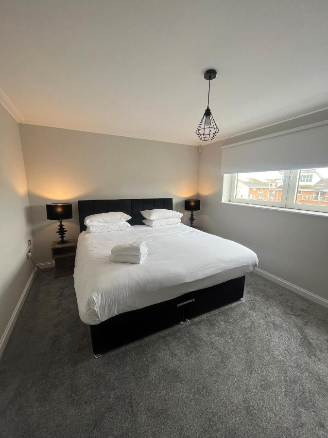Century Wharf Apartments By Urban Space *