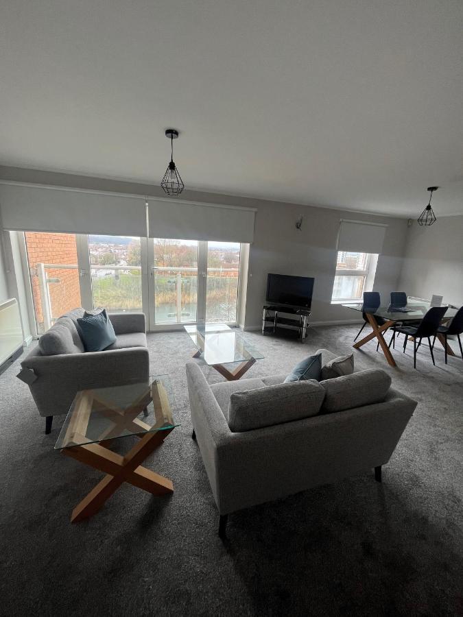 Apartment Century Wharf Apartments By Urban Space Cardiff