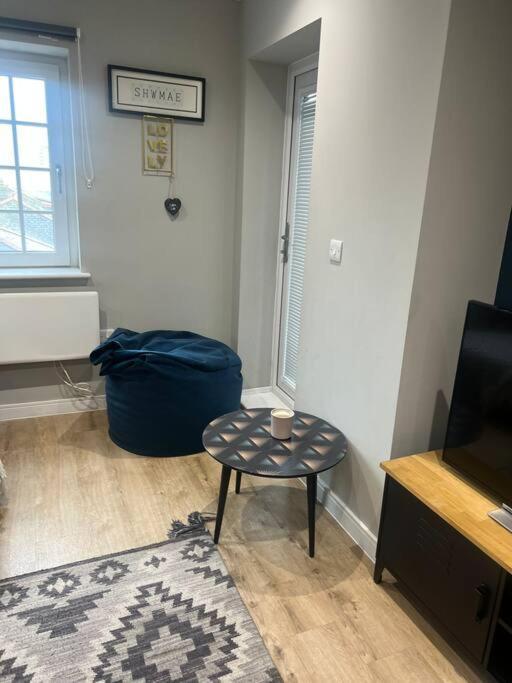 Brickworks Centre Apartment- *