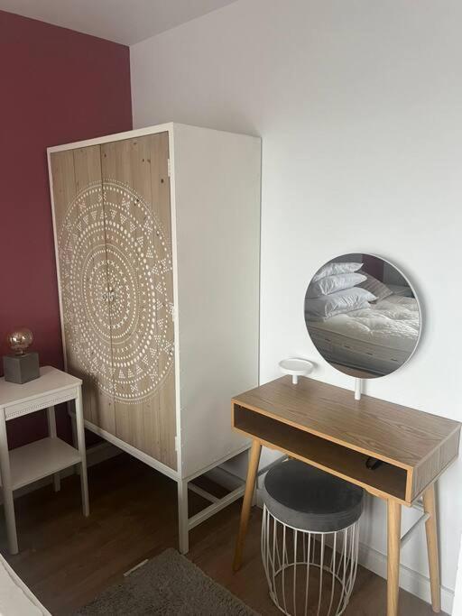 Brickworks Centre Apartment- Apartment Cardiff