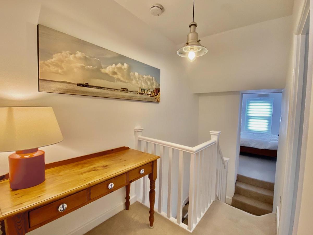 Skipper's - Perfect For & Penarth *