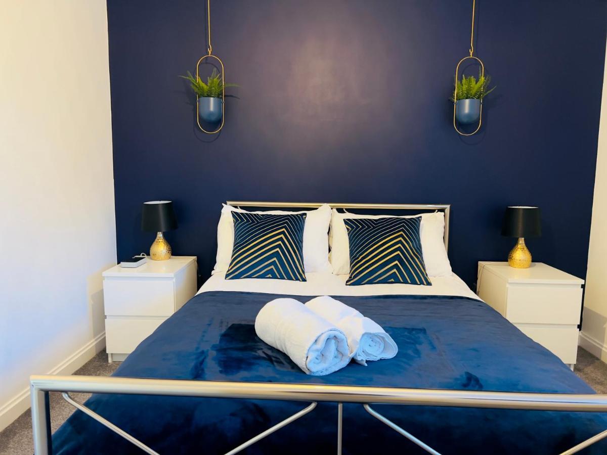 Apartment Lush Gated Bay Flat With Fastwifi And Parking *