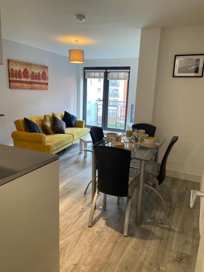 Beautiful In Apartment Cardiff