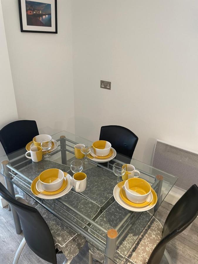 Beautiful In Apartment Cardiff