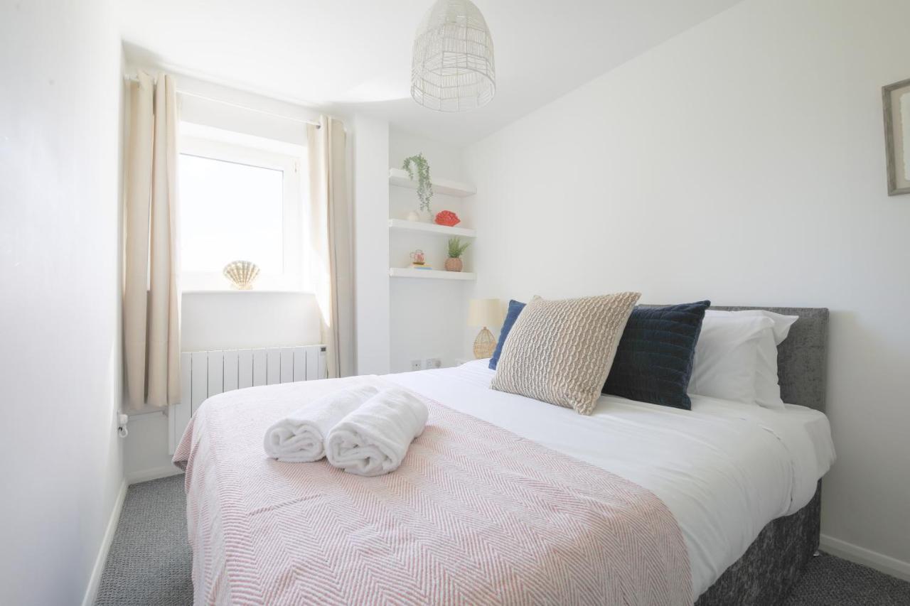 Stayright 2bed Overlooking Water With Free Parking And 2 Bathrooms Apartment Cardiff