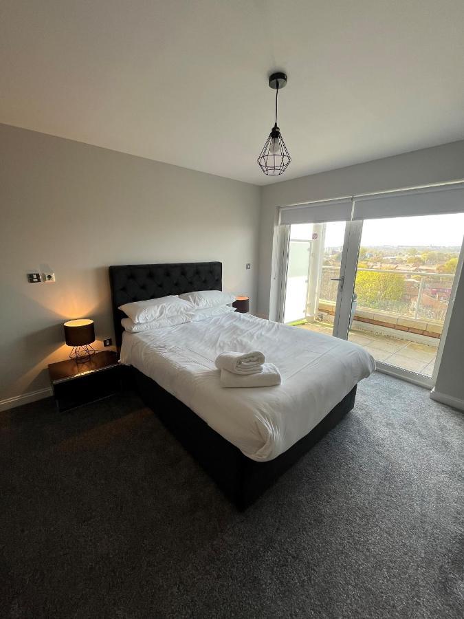 Apartment Century Wharf Apartments By Urban Space *