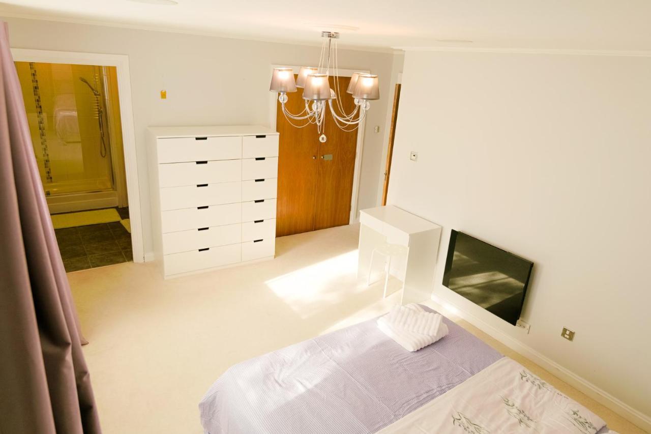 Stunning 2-bedroom In Bay W/gym * Cardiff