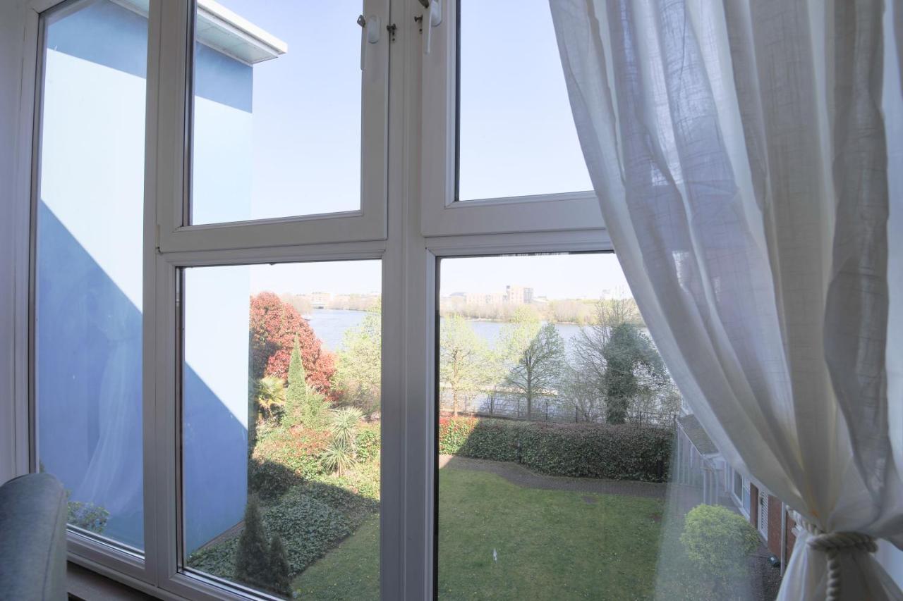 Stayright 2bed Overlooking Water With Free Parking And 2 Bathrooms * Cardiff
