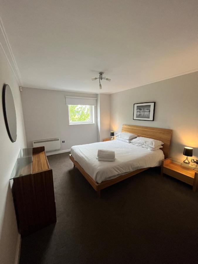Century Wharf Apartments By Urban Space Apartment *