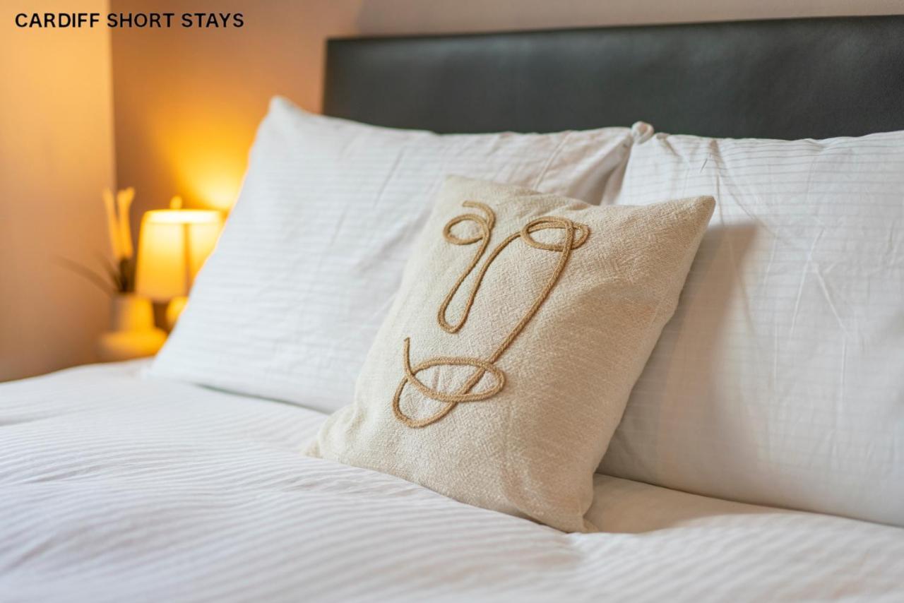 Luxury Stadium Place - Fast Wifi - Free Parking * Cardiff