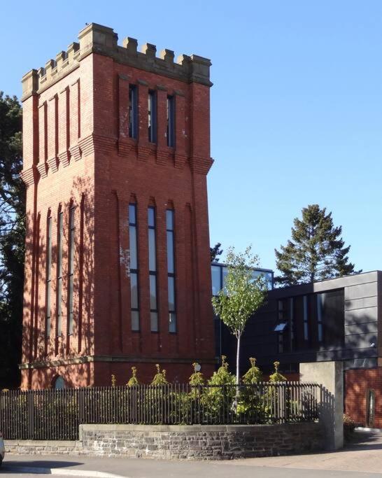 Luxury Water Tower I Roof Bar I Cinema Villa