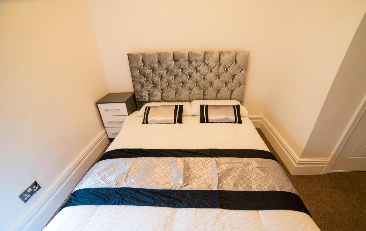 Entire 2 Bedroom Ground Floor Centre & Stadium Cardiff