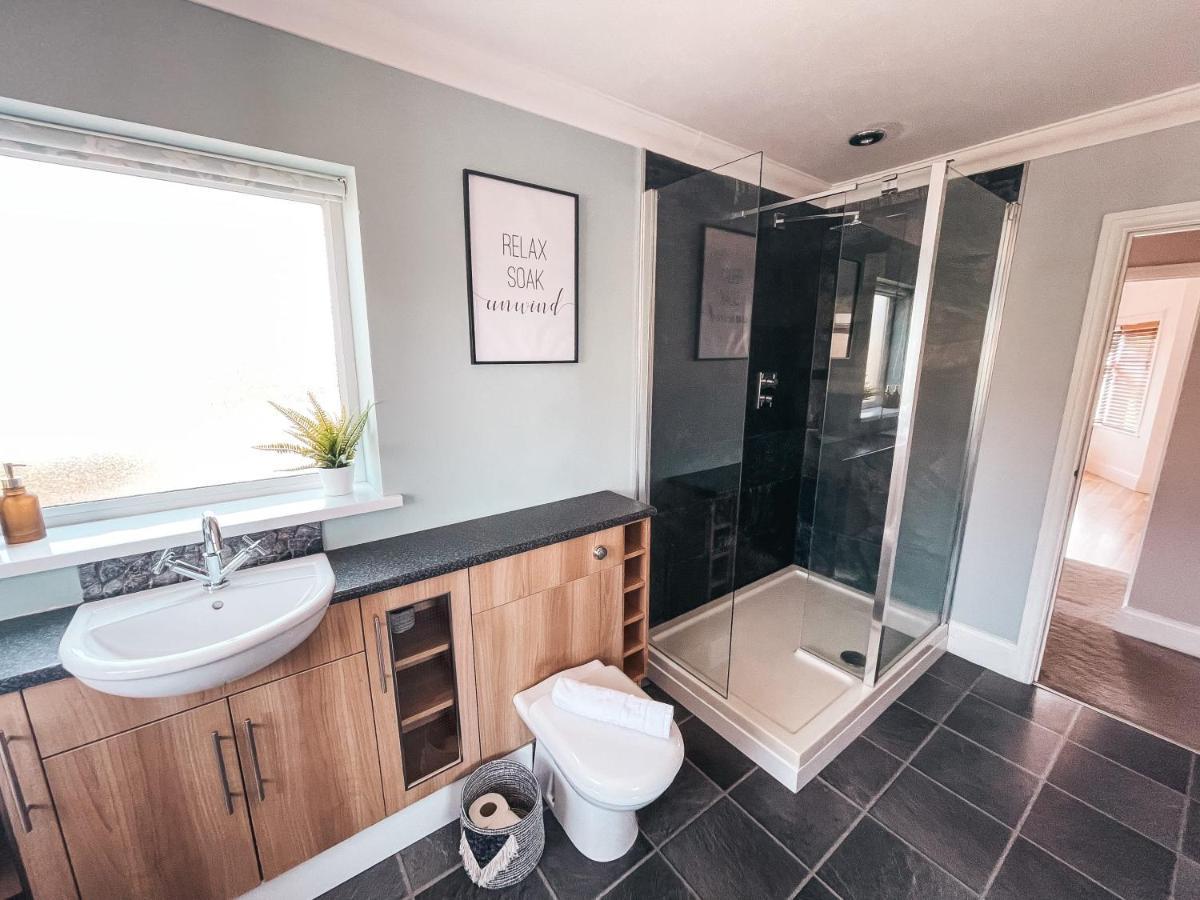 Ty-fry House, By Solace Holiday home Cardiff