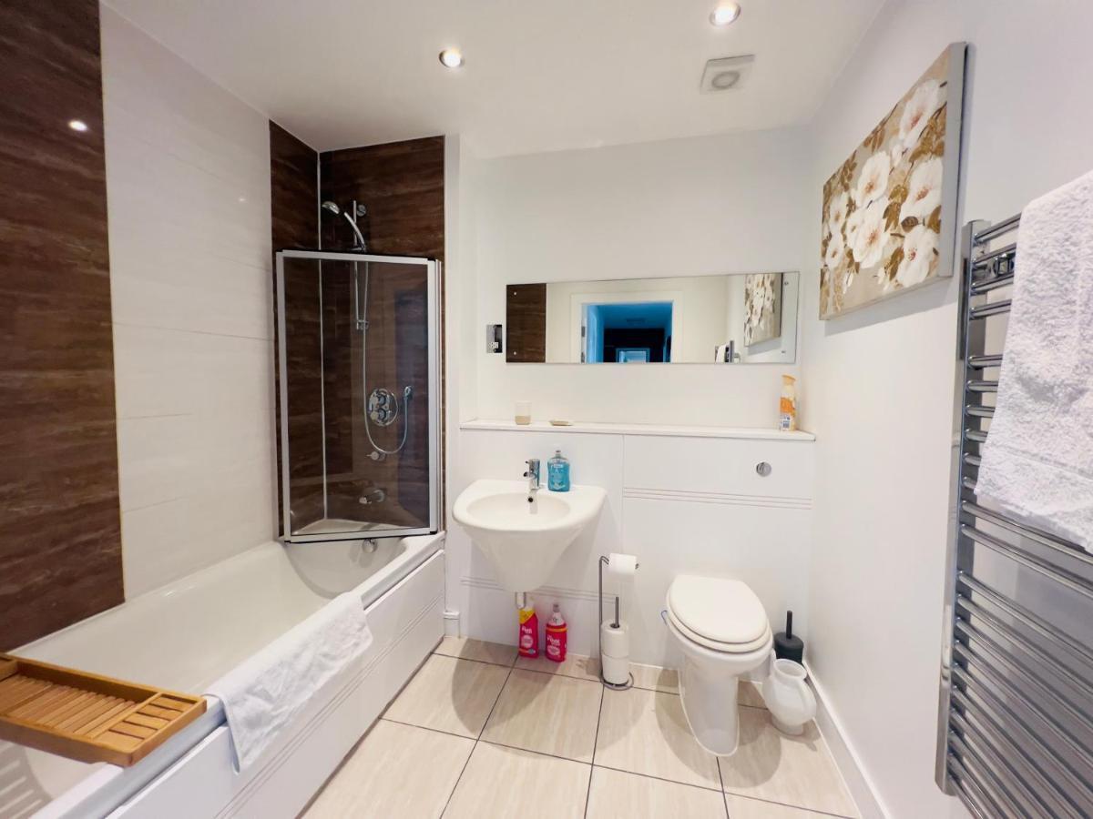 Apartment Lush Bay With Secure Parking And Fast Wifi Cardiff