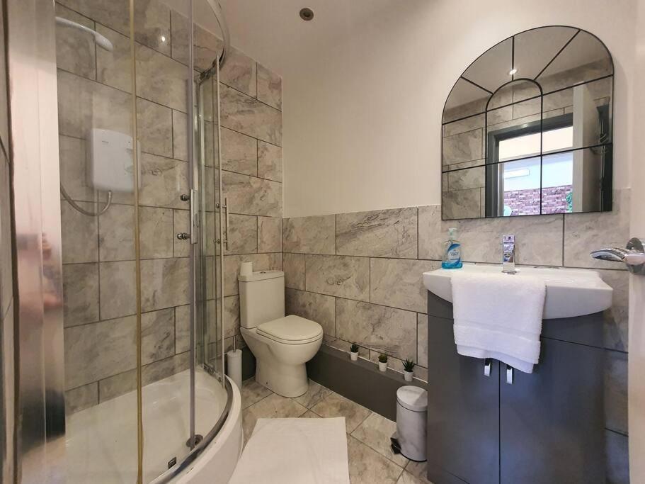 Apartment One Bedroom Private Garden By Promise