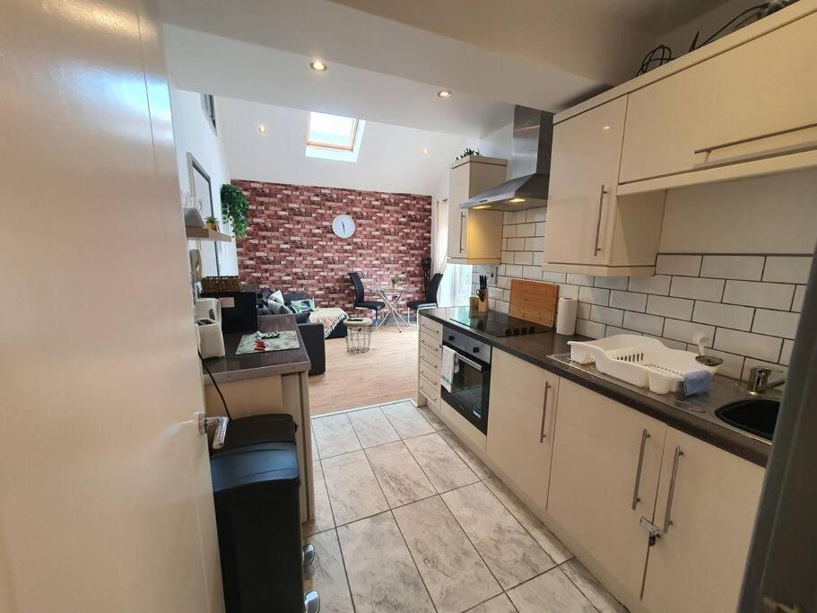 One Bedroom Private Garden By Promise
