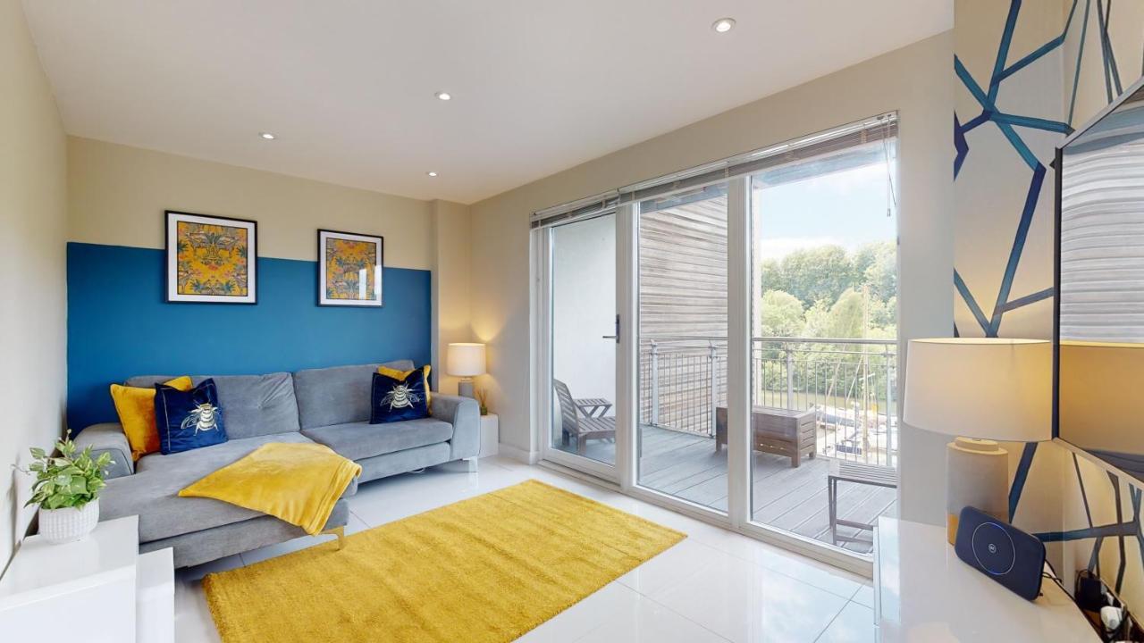 Marina Luxury - Bay - Free Parking & Wi-fi Apartment