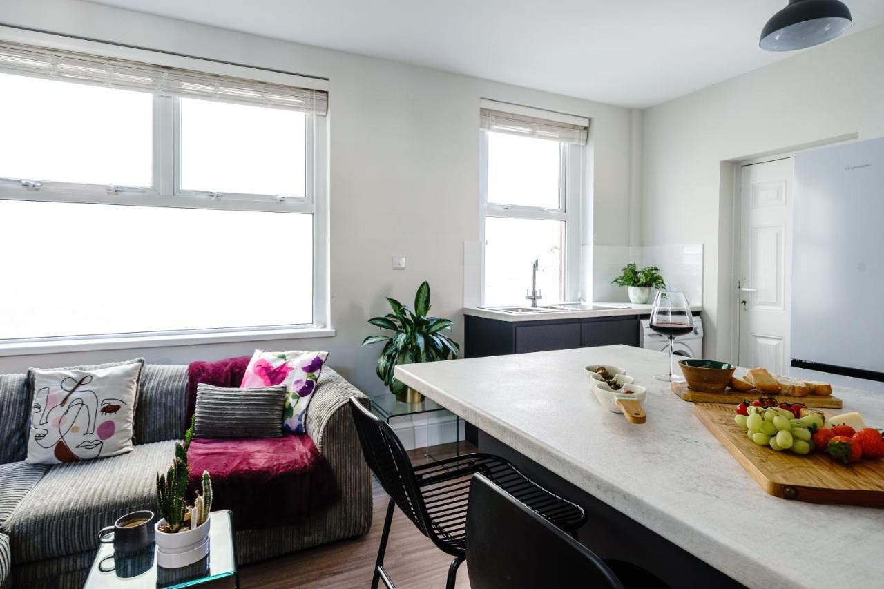 Apartment 35a Howard Gardens - Centre Cardiff