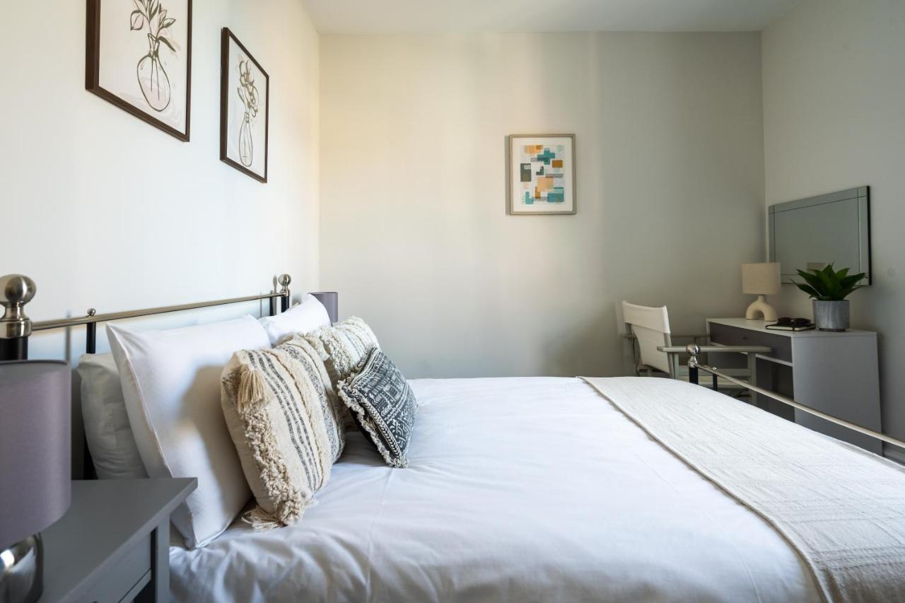 Apartment 35a Howard Gardens - Centre *