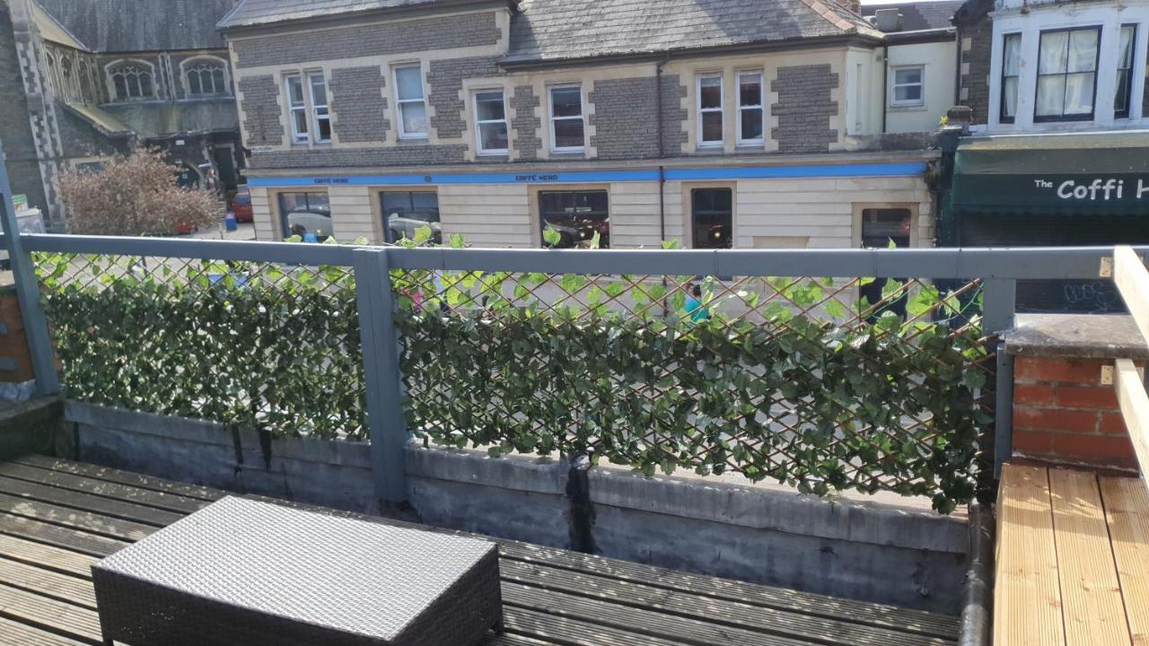 Apartment Large Three Bedroom With Roof Terrace Near Centre
