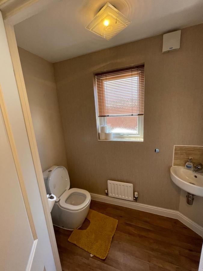 Holiday home In Cardiff, Sleeps 8 Cardiff