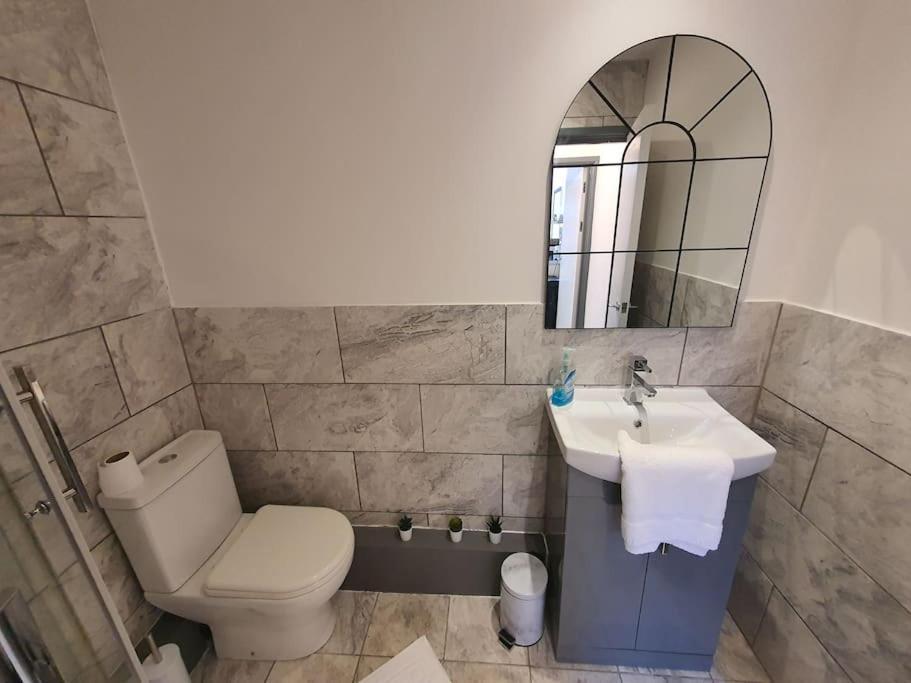 Apartment One Bedroom Private Garden By Promise *