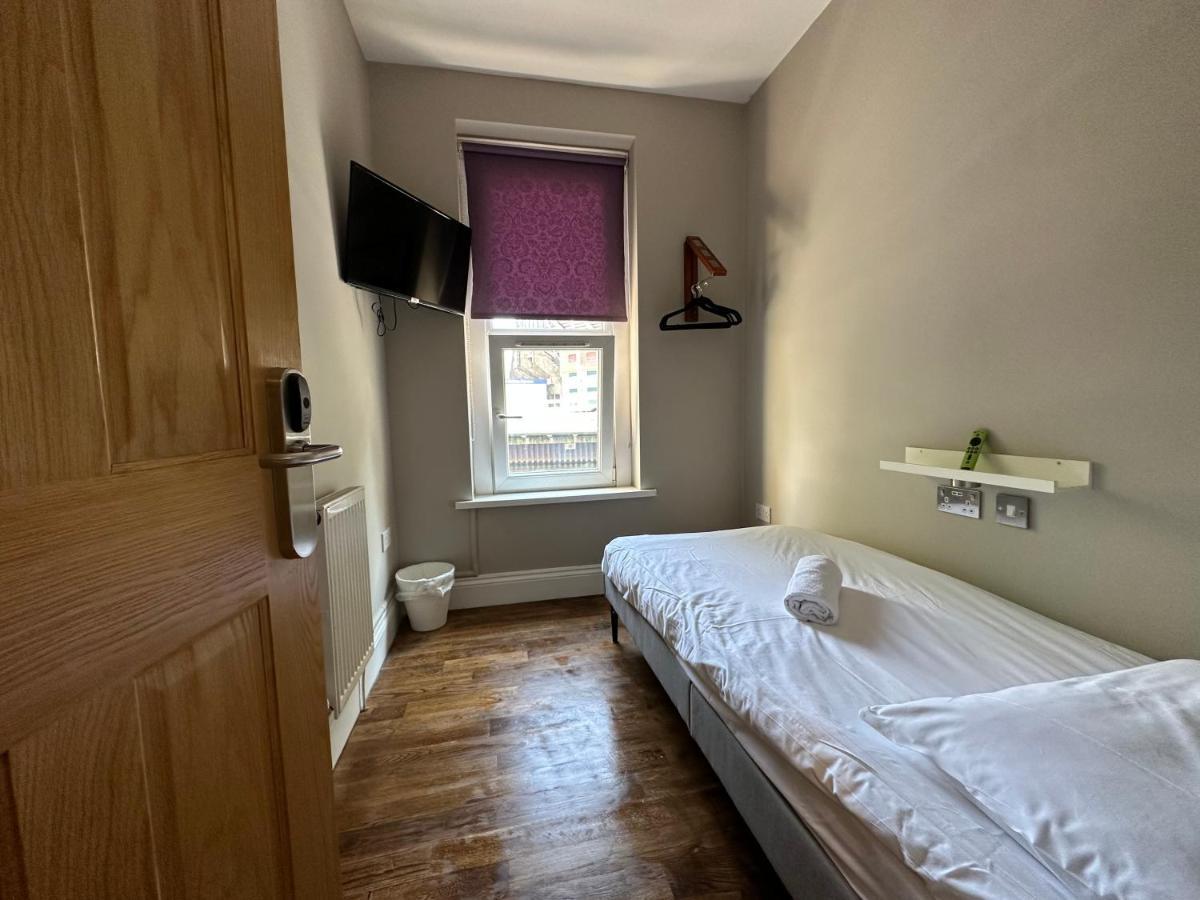 The Riverhouse 4* Cardiff