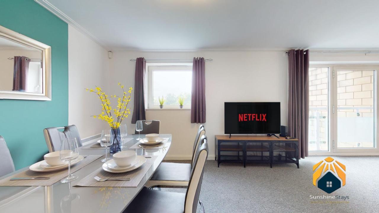 Stunning City Apartment! Sleeps 8 Apartment *