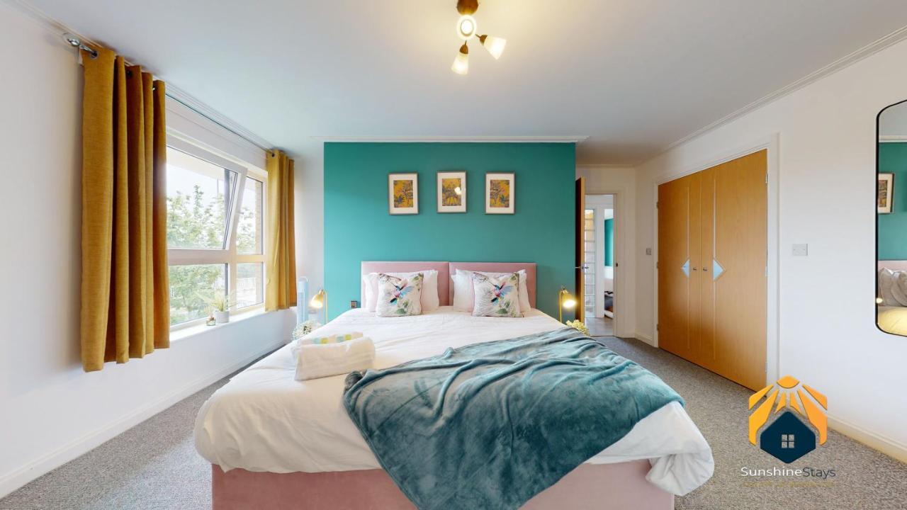 Stunning City Apartment! Sleeps 8 * Cardiff
