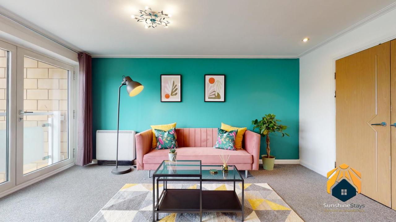 Stunning City Apartment! Sleeps 8 Apartment Cardiff