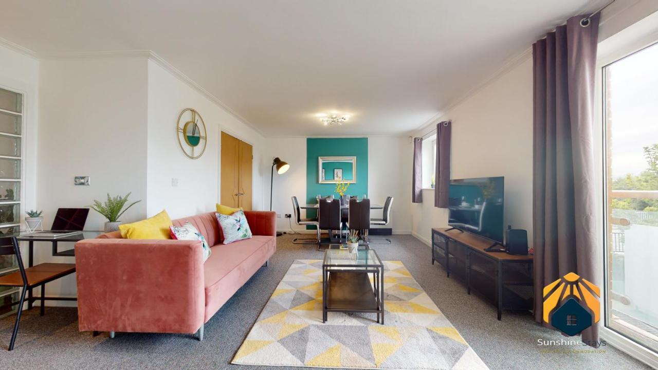 Stunning City Apartment! Sleeps 8 Apartment Cardiff