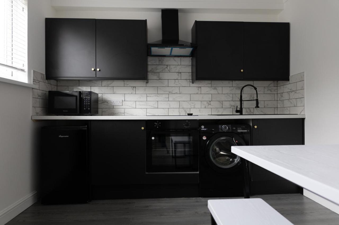 Chic Urban 2 Bedroom Apartment Cardiff