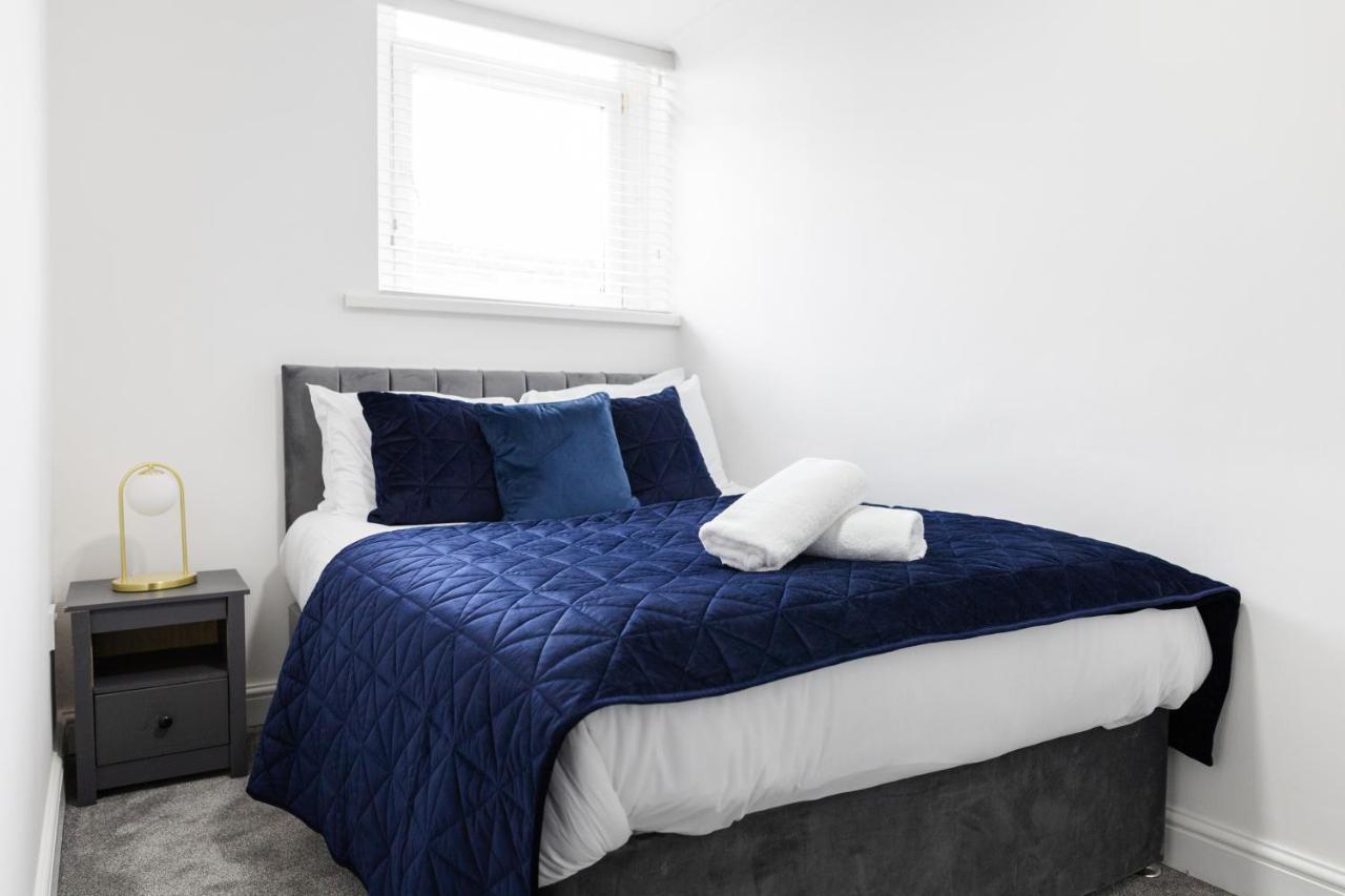 Chic Urban 2 Bedroom * Cardiff