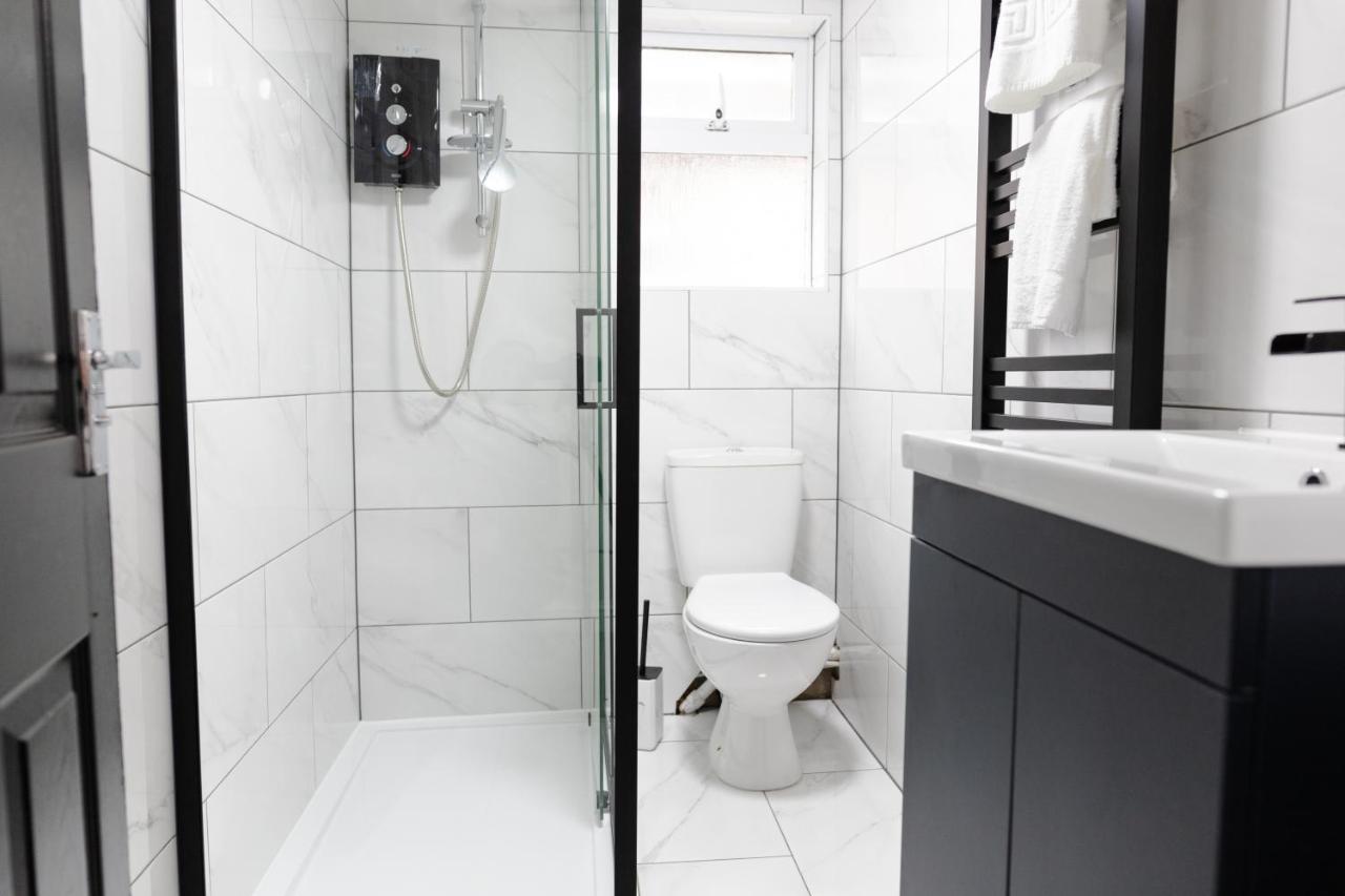 Chic Urban 2 Bedroom * Cardiff