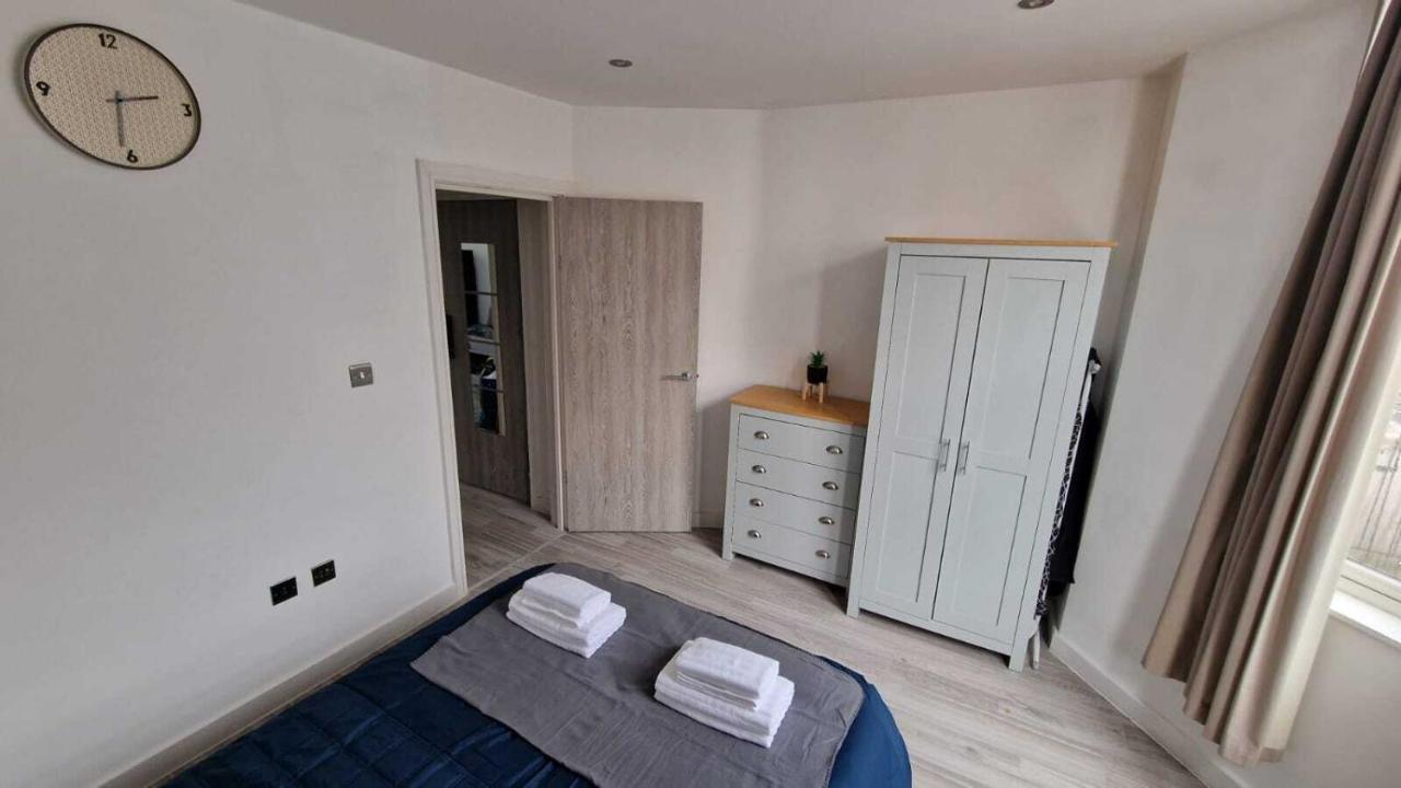 Skyview Strathnairn 1 Apartment Cardiff