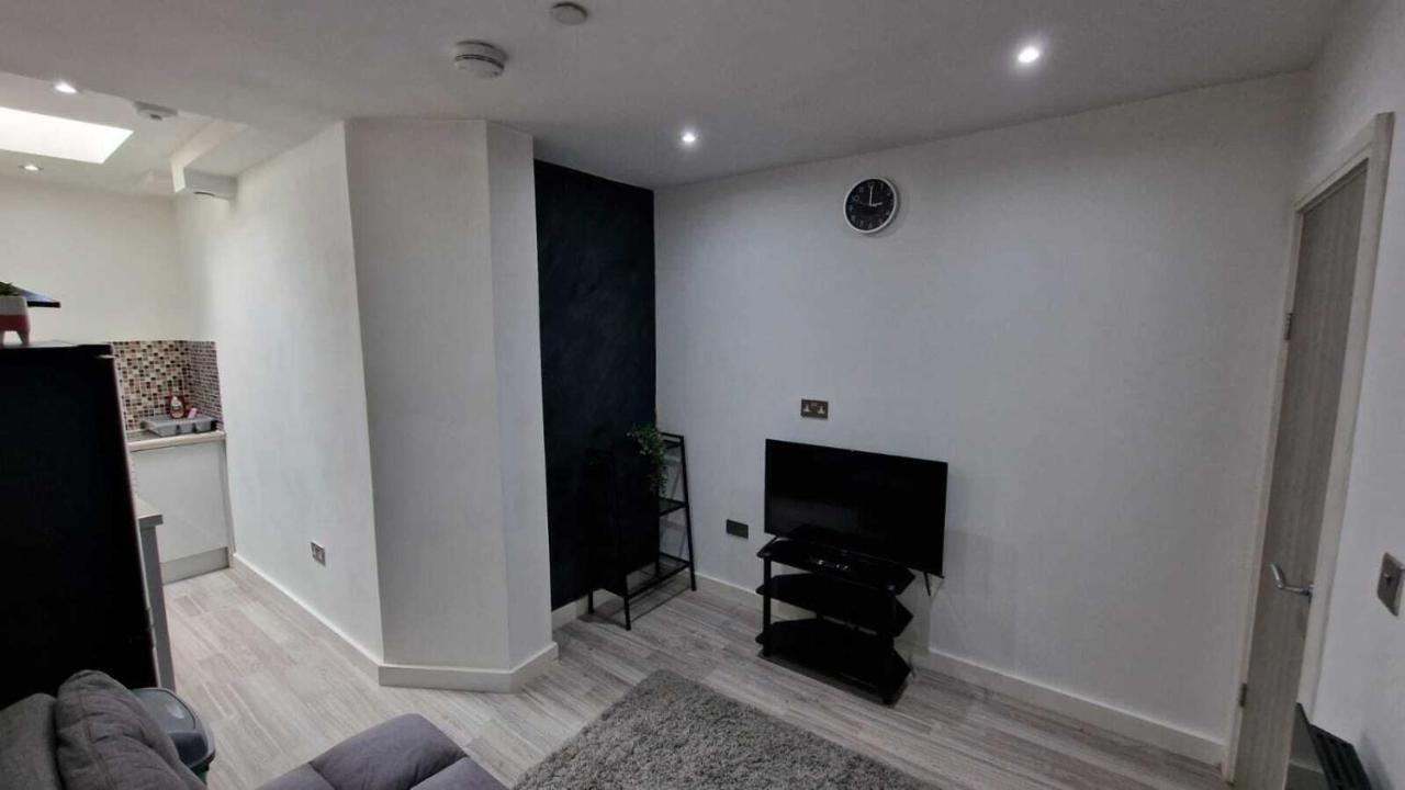 Skyview Strathnairn 1 Apartment Cardiff