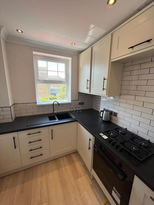 Apartment Stylish Penarth Marina *