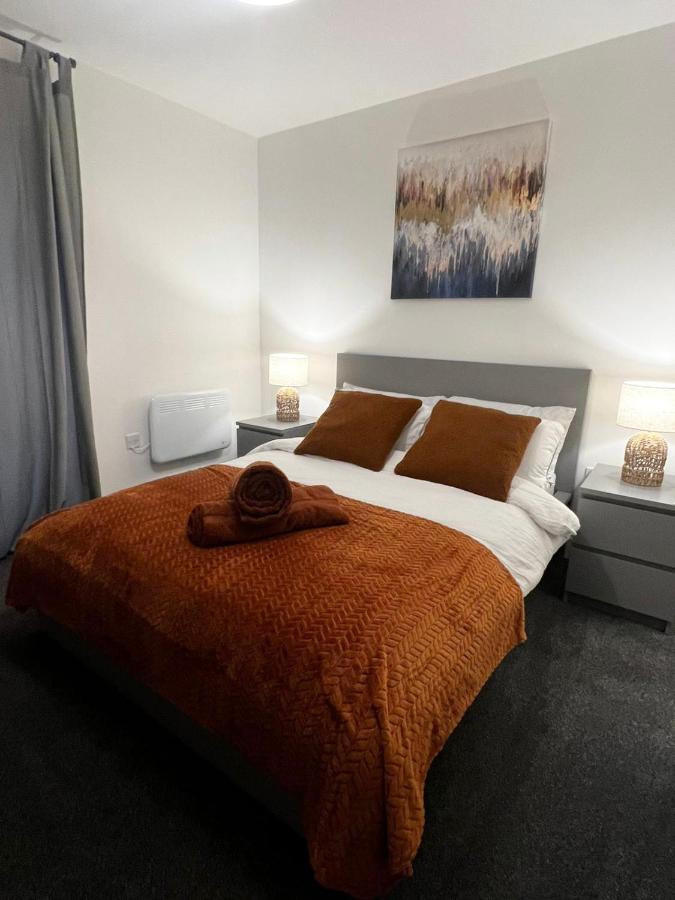 Richmond Village Apartment *